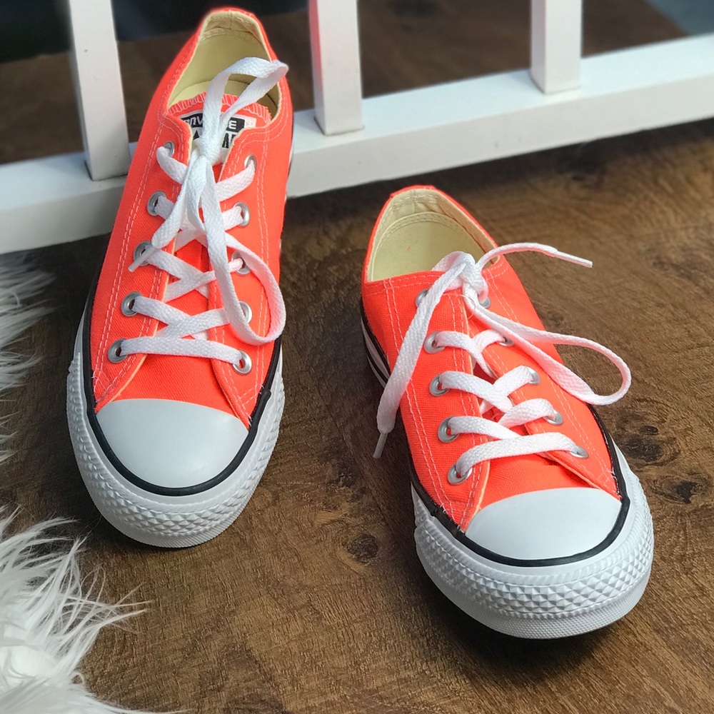 NWT Converse Ctas OX Hyper Orange 🍊WMNS AUTHENTIC - Picture 4 of 7